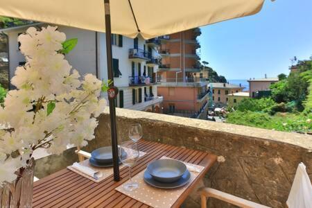 Hotel Jolly Roger Riomaggiore Exterior foto